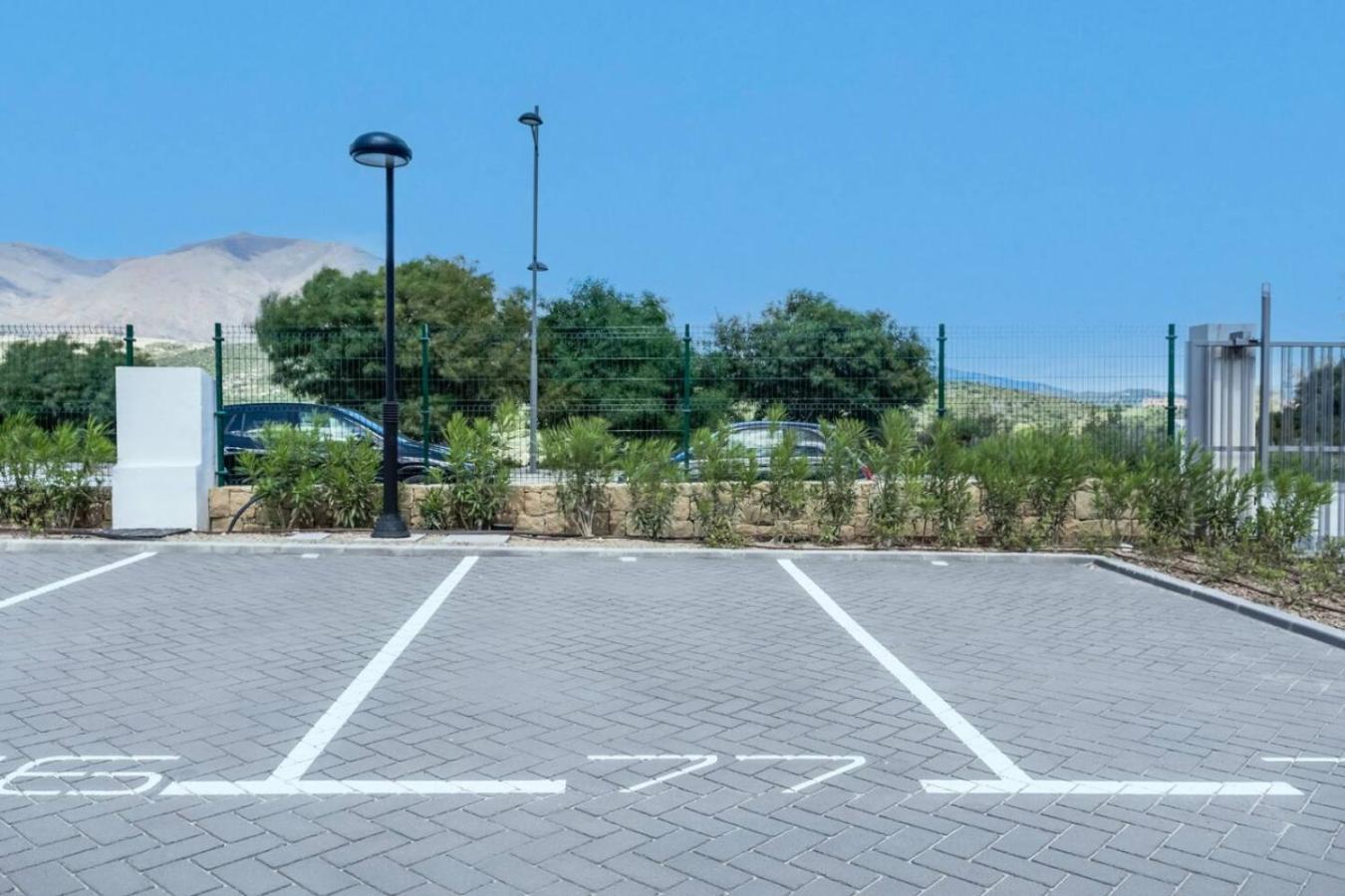 Lägenhet 2br Sunny Golf Apt. Tuin Met Golfbaan Uitzicht Estepona