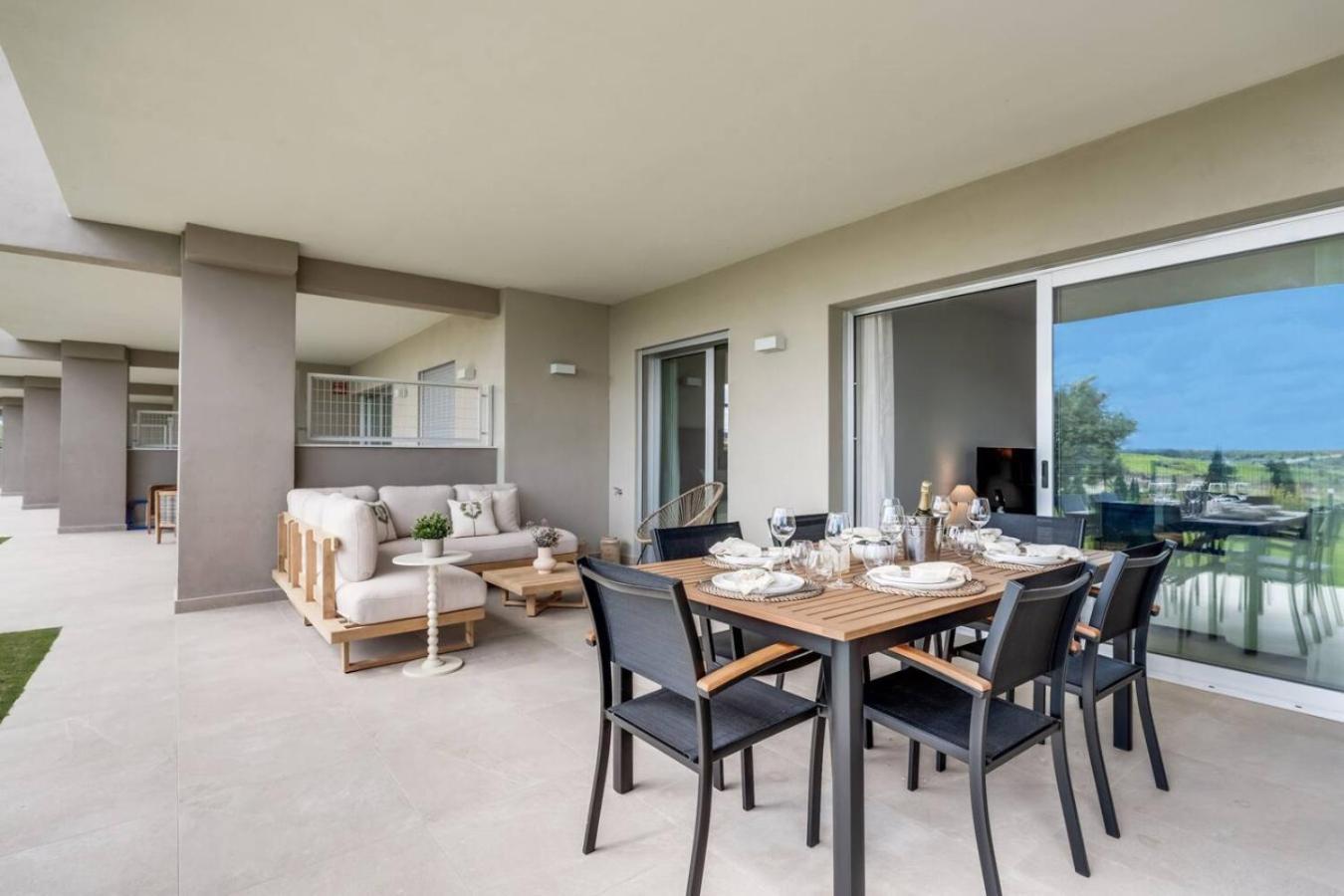 Apartamento 2br Sunny Golf Apt. Tuin Met Golfbaan Uitzicht